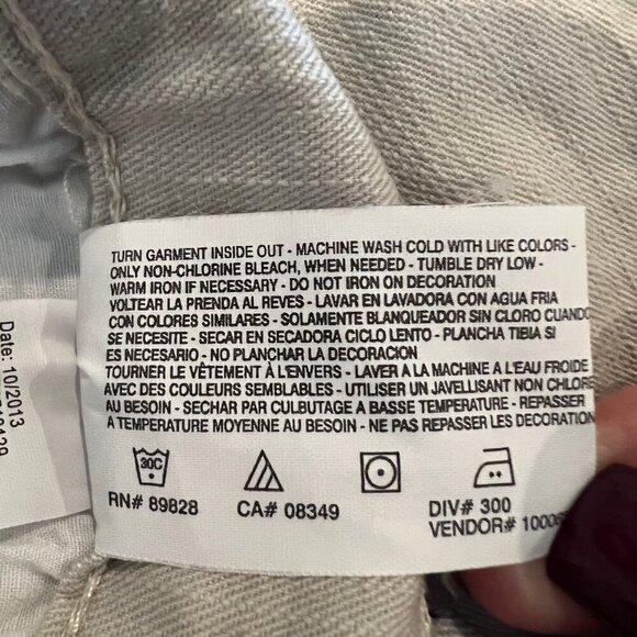 Women's Gloria Vanderbilt Cream Jeans with fancy stitched pockets, Size 4 - Picture 8 of 10